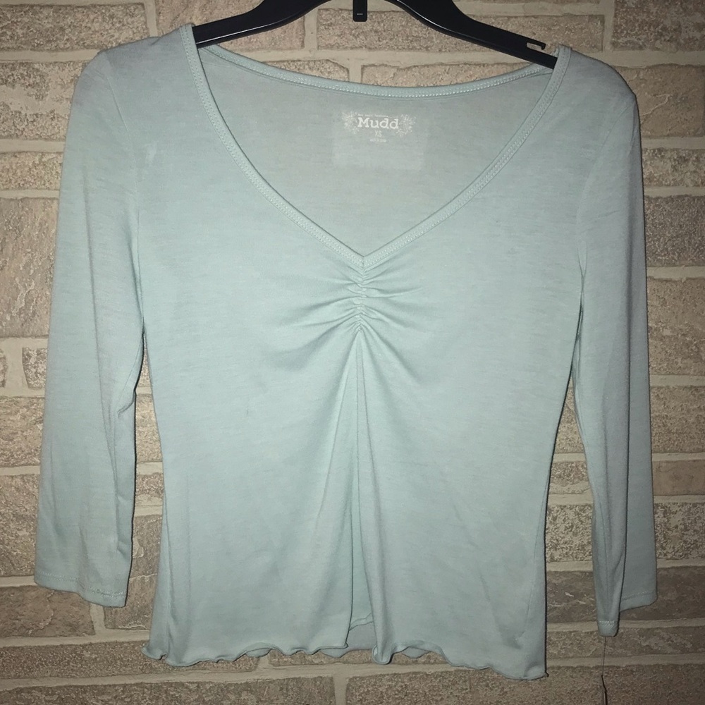 Light blue 3/4 sleeve top